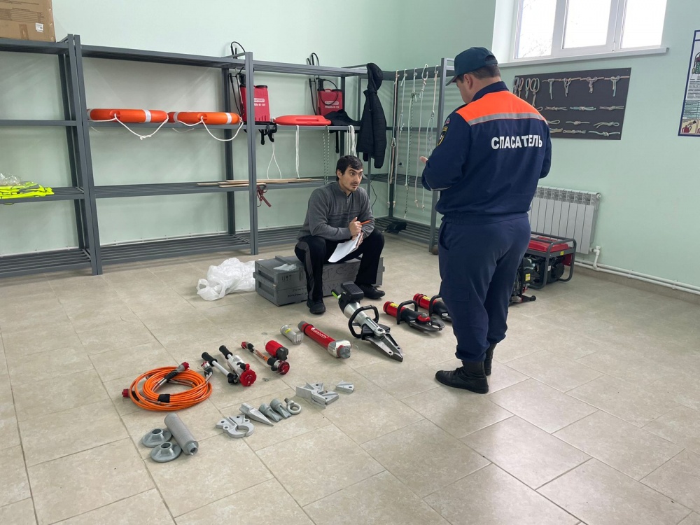 В МКУ "Управление по делам ГО ЧС и МП" прошла аттестация  спасателей поисково-спасательной службы