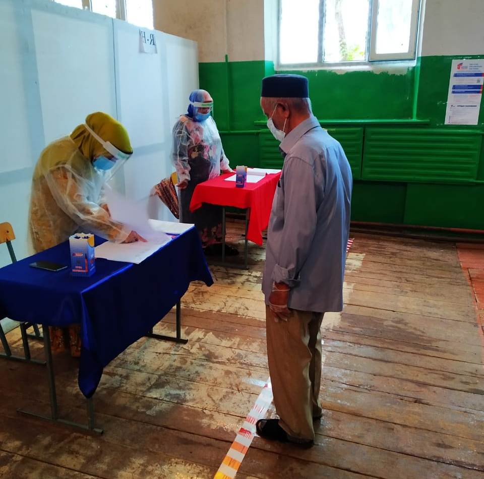 90 летний житель Хасавюртовского района проголосовал за поправки в Конституцию РФ